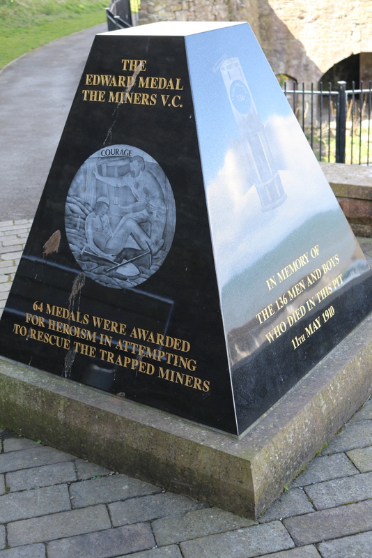 The memorial on the Wellington Pit site recording the disaster of 11 May 1910.