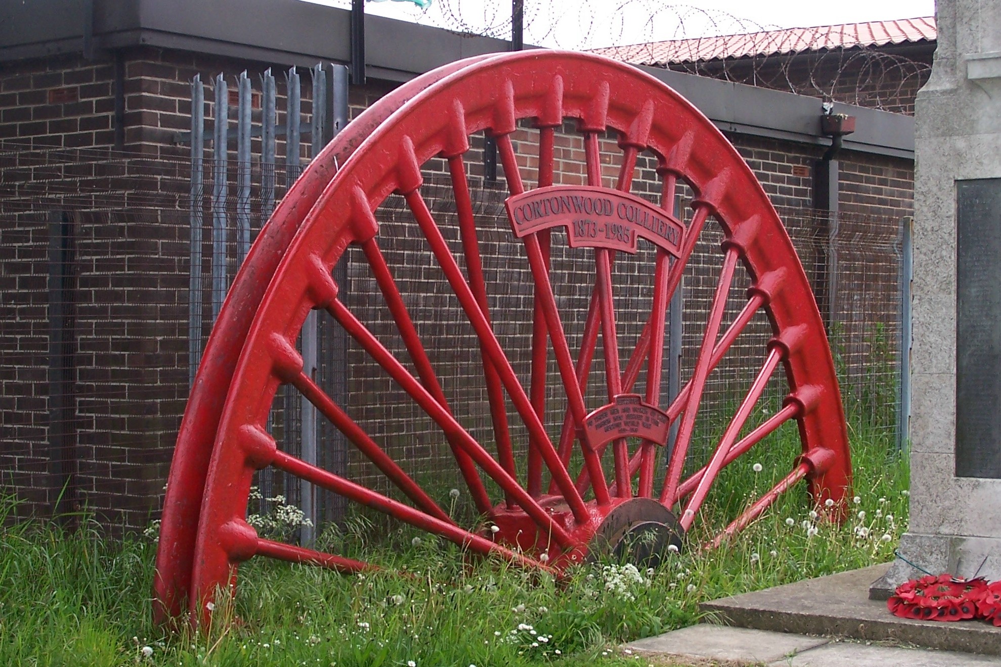 A stone memorial to Cortonwood Colliery on Knollbeck Lane, Brampton Bierlow, recording the dates 1873 to 1985.