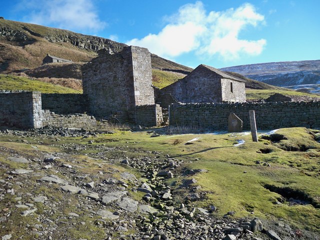 Crackpot Hall, near Keld, the former office of the company that worked Crackpot Moor Mine, later undermined by subsidence from the mine's own workings.