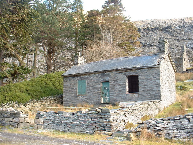 A disused building at Cwmorthin Quarry, above Llyn Cwmorthin.