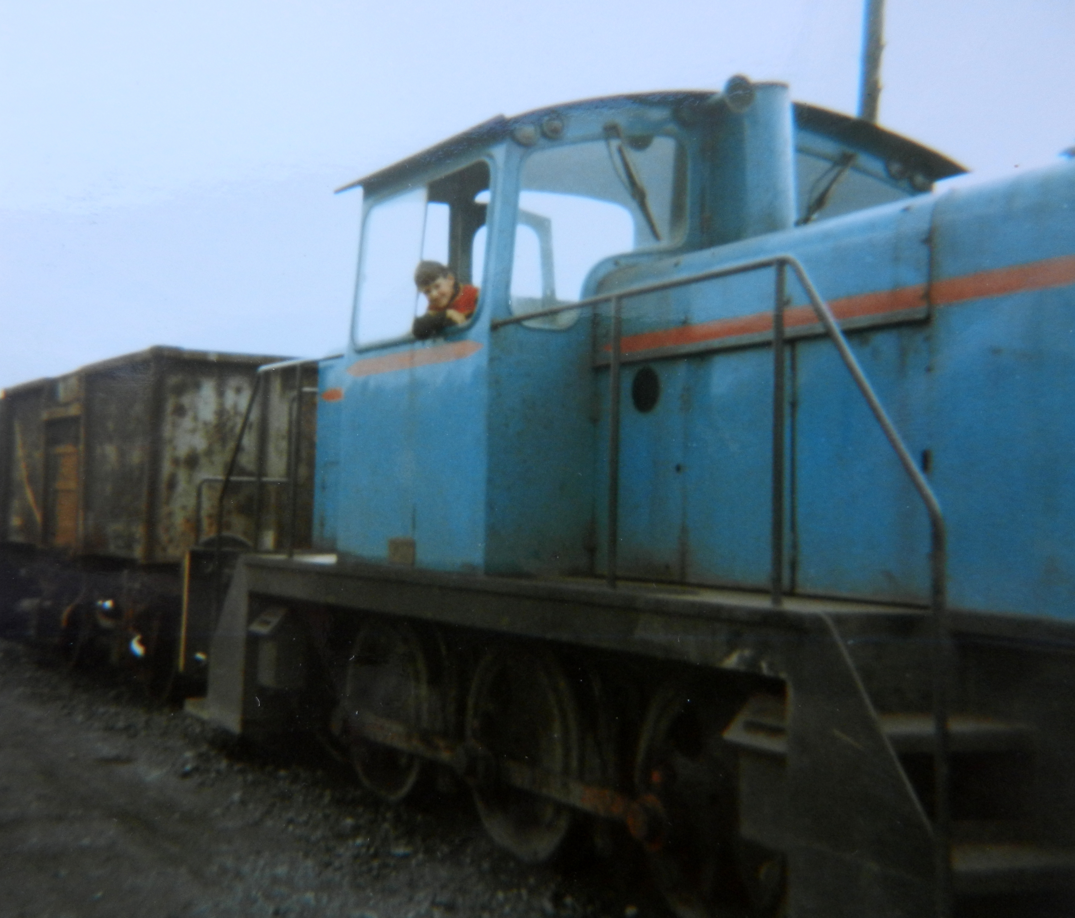 A worker shunting wagons at Cynheidre Colliery in the early 1970s.