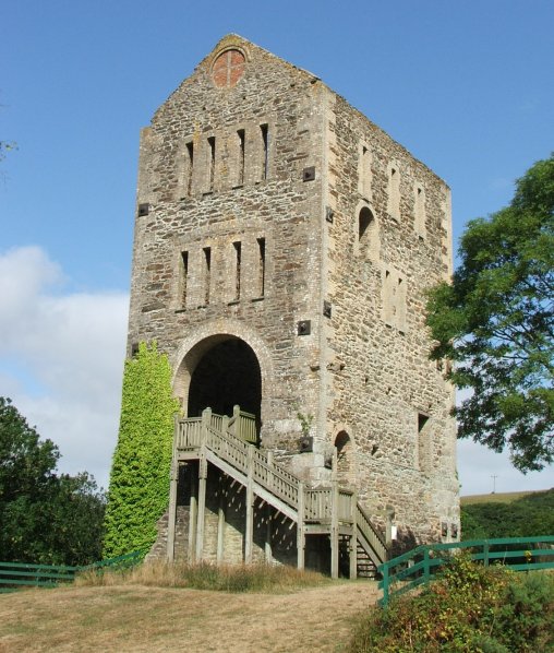 The surviving Cornish engine house of East Wheal Rose, now part of Lappa Valley Steam Railway.