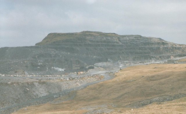 One of the few opencast slate quarries in the Blaenau Ffestiniog area, at Graig Ddu on the flank of Manod Mawr.