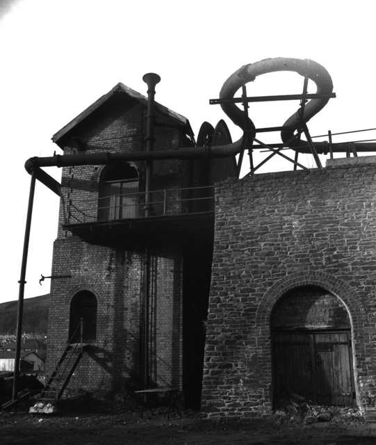 A Waddle ventilating fan photographed in 1982 on the Mountain Ash site recorded as Deep Duffryn Colliery, formerly Nixon's Navigation Colliery — forty years after production ceased at Nixon's Navigation