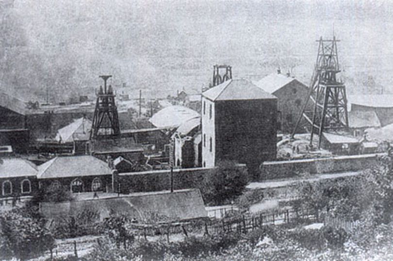 The colliery's surface buildings and headgear, photographed before 1878.