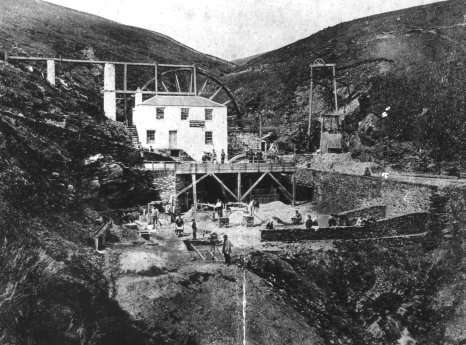 A view of the Great Snaefell Mine's surface buildings, photographed around 1900.