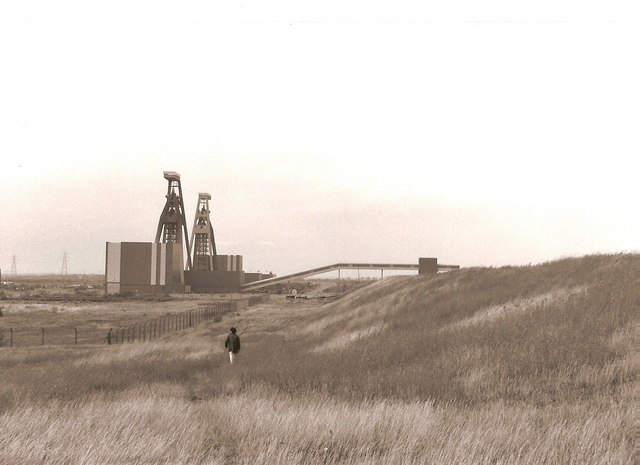 The headgear and surface buildings of Thorne Colliery at Moorends near Doncaster, photographed before the headgear was demolished in 2004