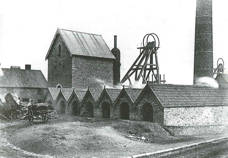 Easton Colliery in Bristol about 1900, looking north-west towards the engine house, with the pit buildings and headgear among the surrounding streets.